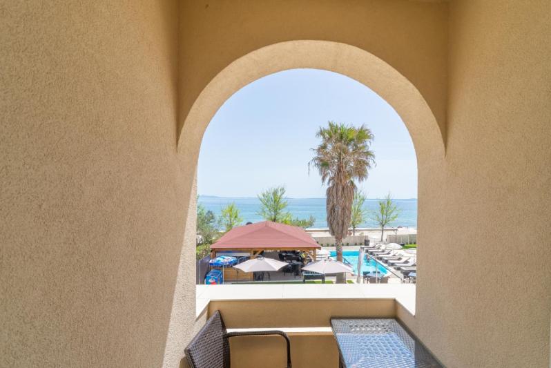 Riviera Resort Vir Exterior foto